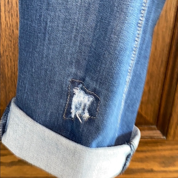 Denim Capris - Picture 5 of 5